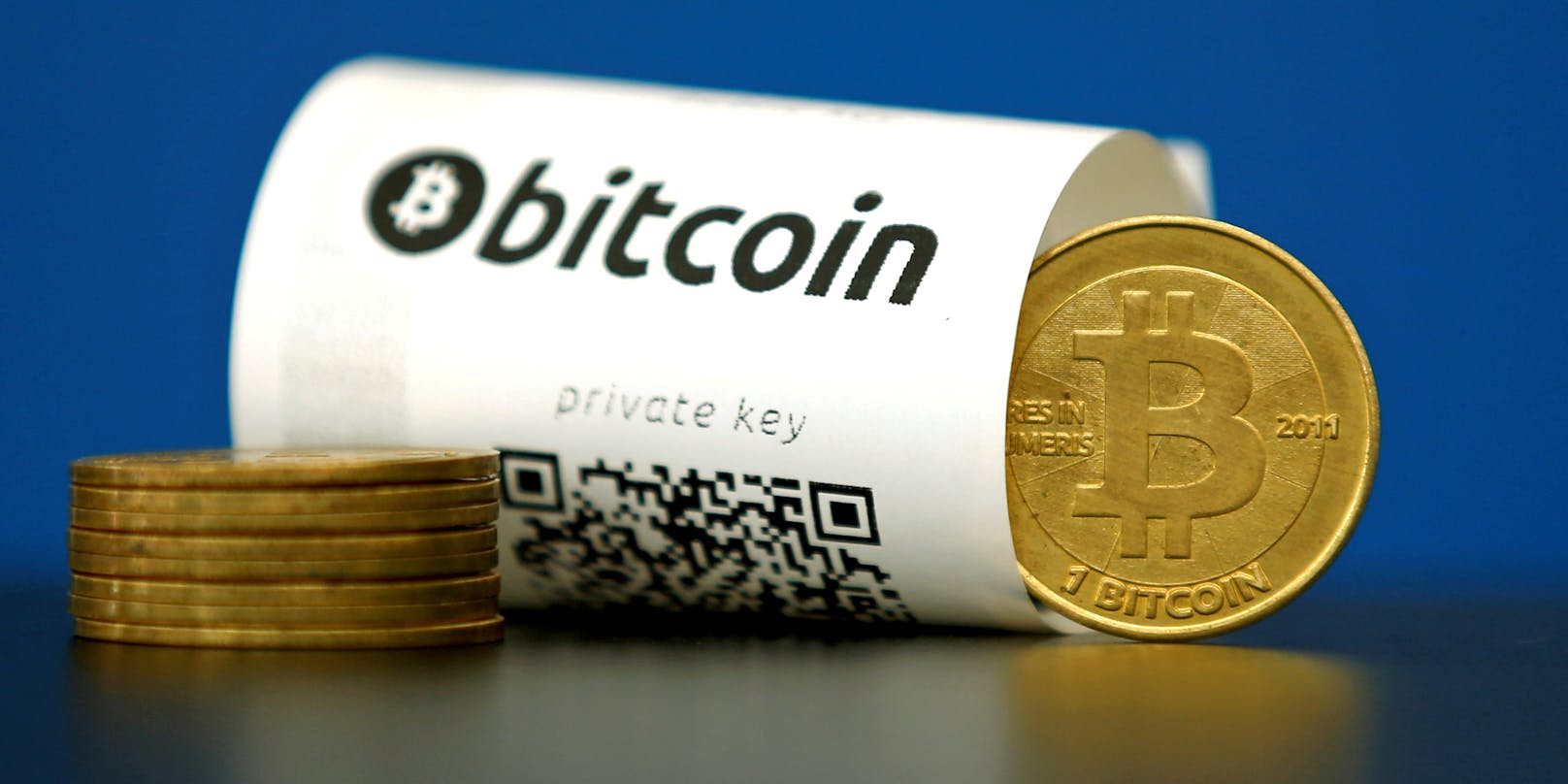 Ein etwas irreführendes Symbolbild, denn Bitcoins existieren nur als digitale Zahlenwerte.