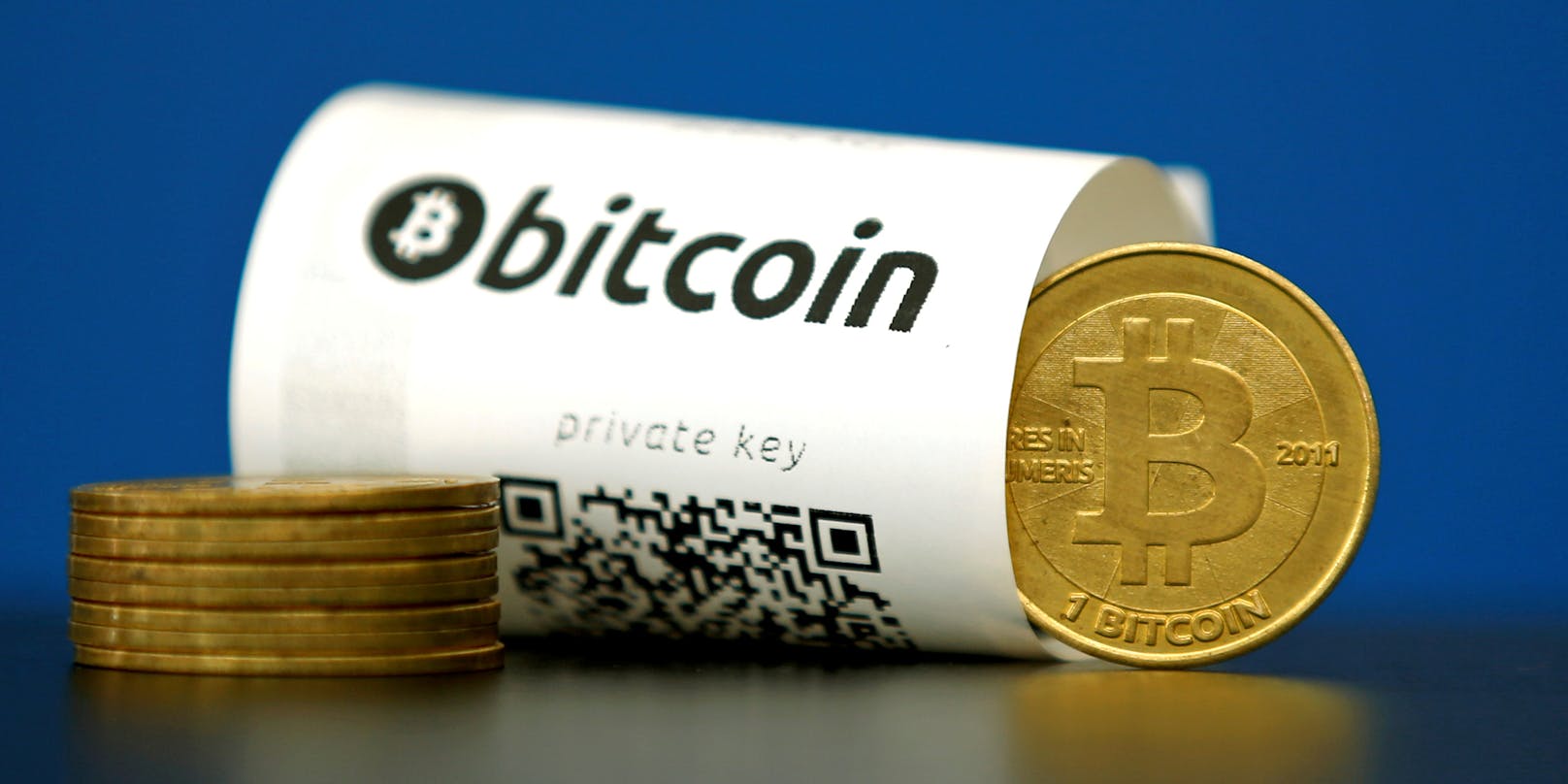 <a href="https://www.heute.at/t/bitcoin-100062586">Bitcoin</a> ist eine rein digitale Währung, mit der sich Geld in Sekundenschnelle und anonym rund um den Globus schicken lässt.