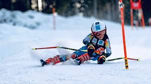"Mini-Hirscher" Luca Stocker bei einer seiner "Popokurven".