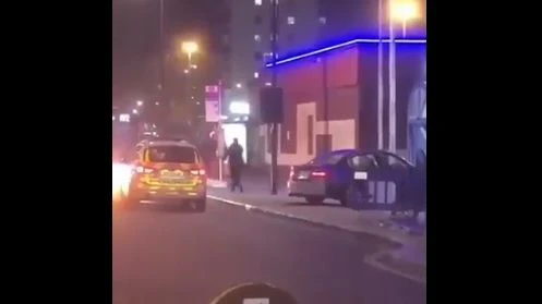 Der Fahrer wurde festgenommen.