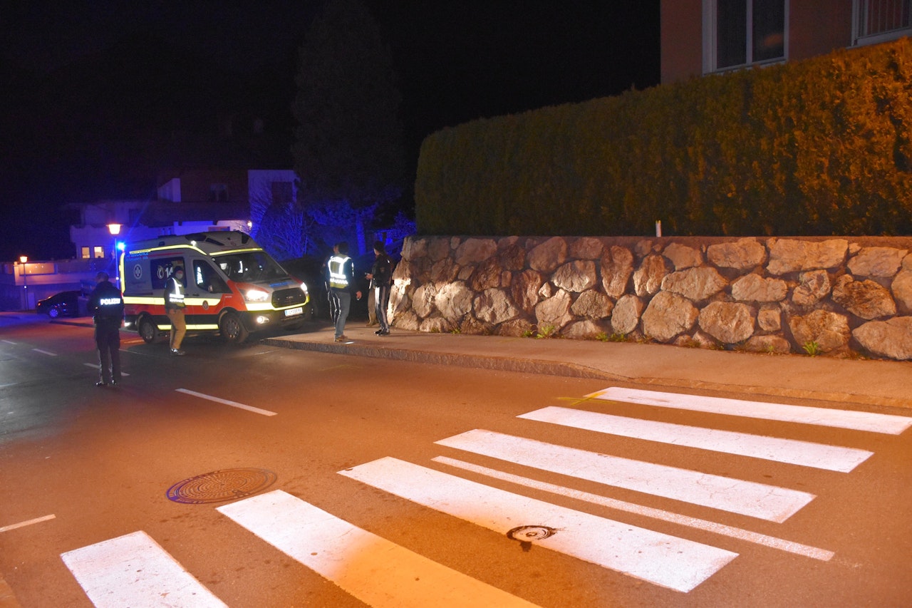 Heute.at - Bub (5) wird auf Zebrastreifen von Auto weggeschleudert