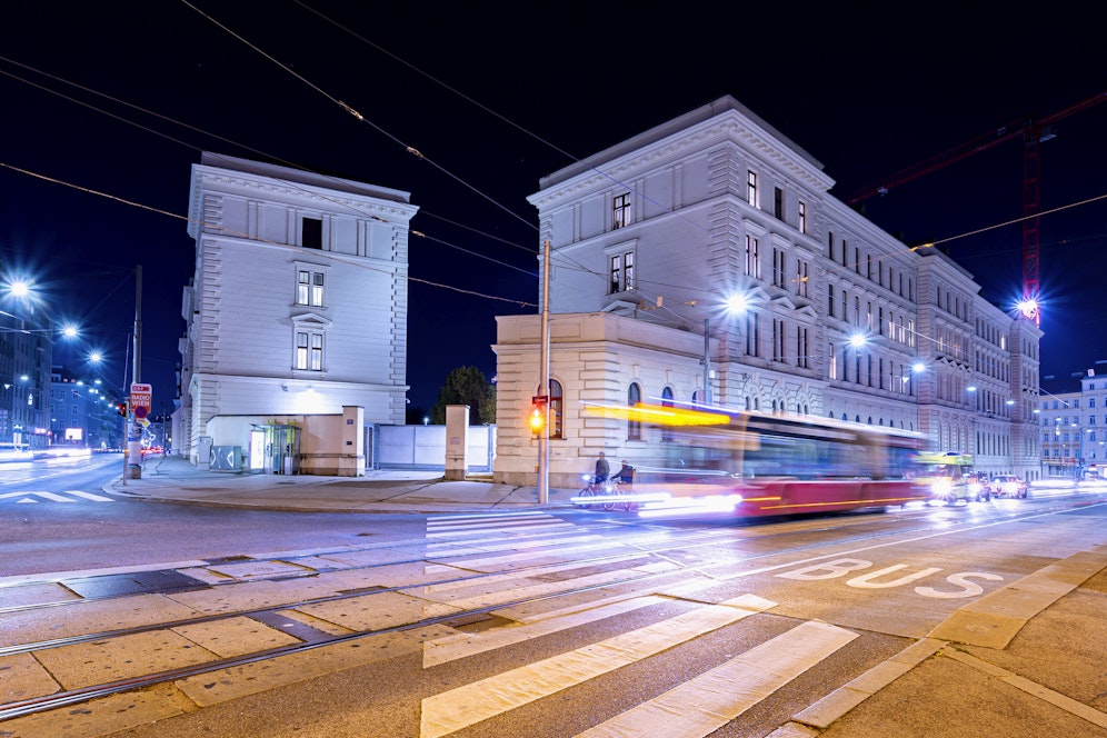 Das Bundesamt für Verfassungsschutz und Terrorismusbekämpfung ist in der Rennwegkaserne untergebracht