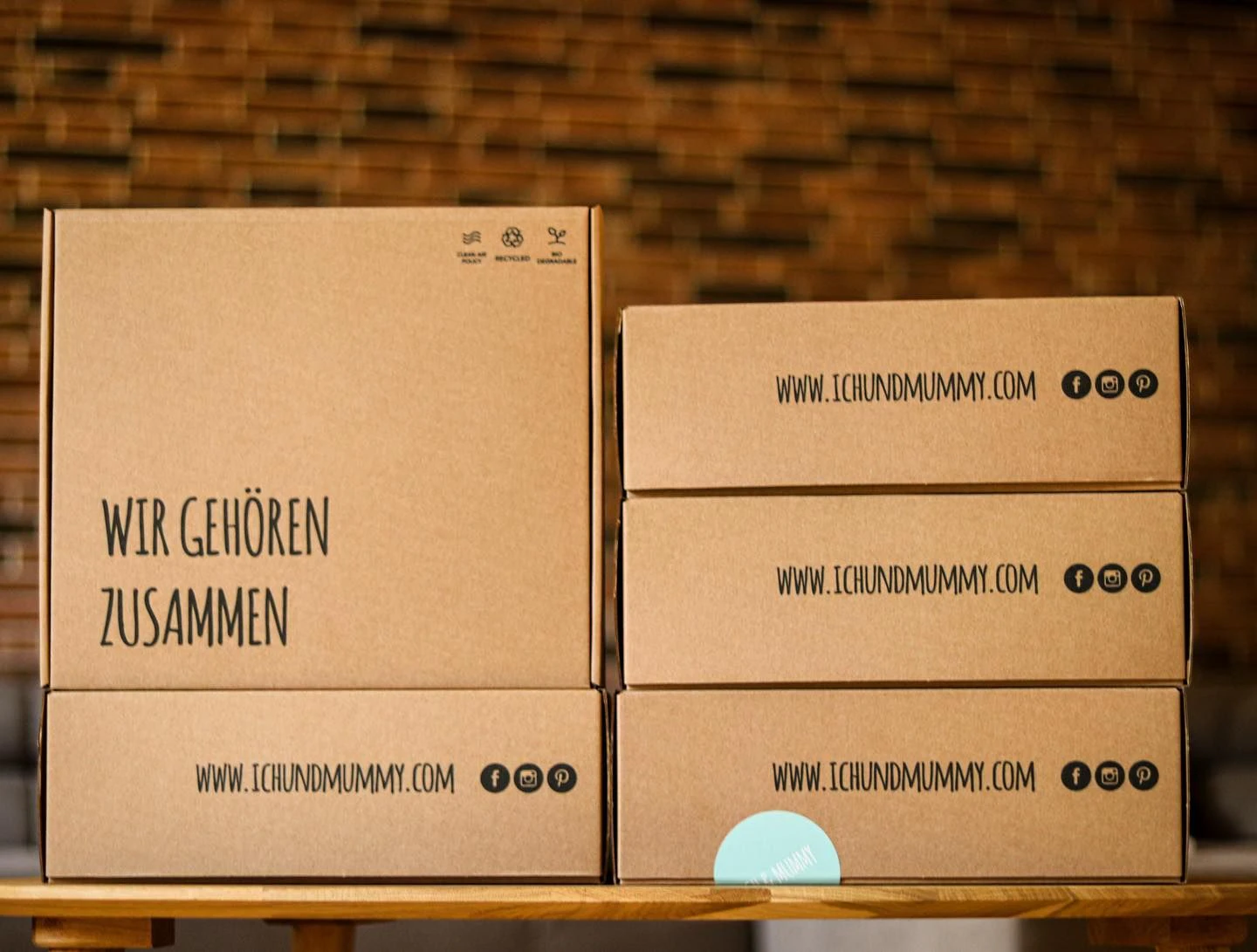 Das Start-up "Ich & Mummy" fertigt Outfits für Eltern und Kinder an. 