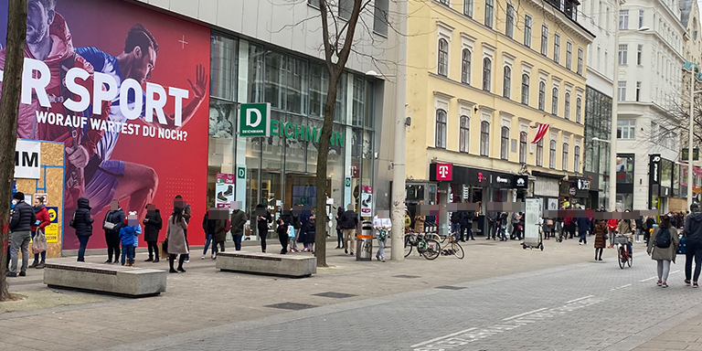 Shopping-Wahn auf der Mariahilferstraße