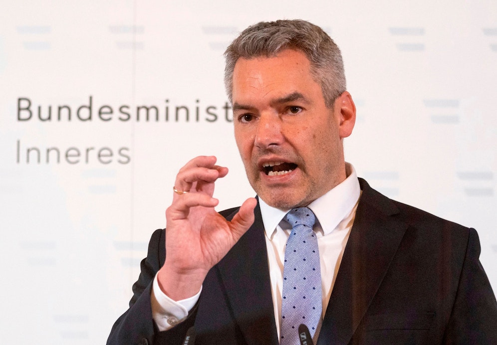 Innenminister Karl Nehammer schickt die Cobra an die EU-Außengrenze in Litauen.