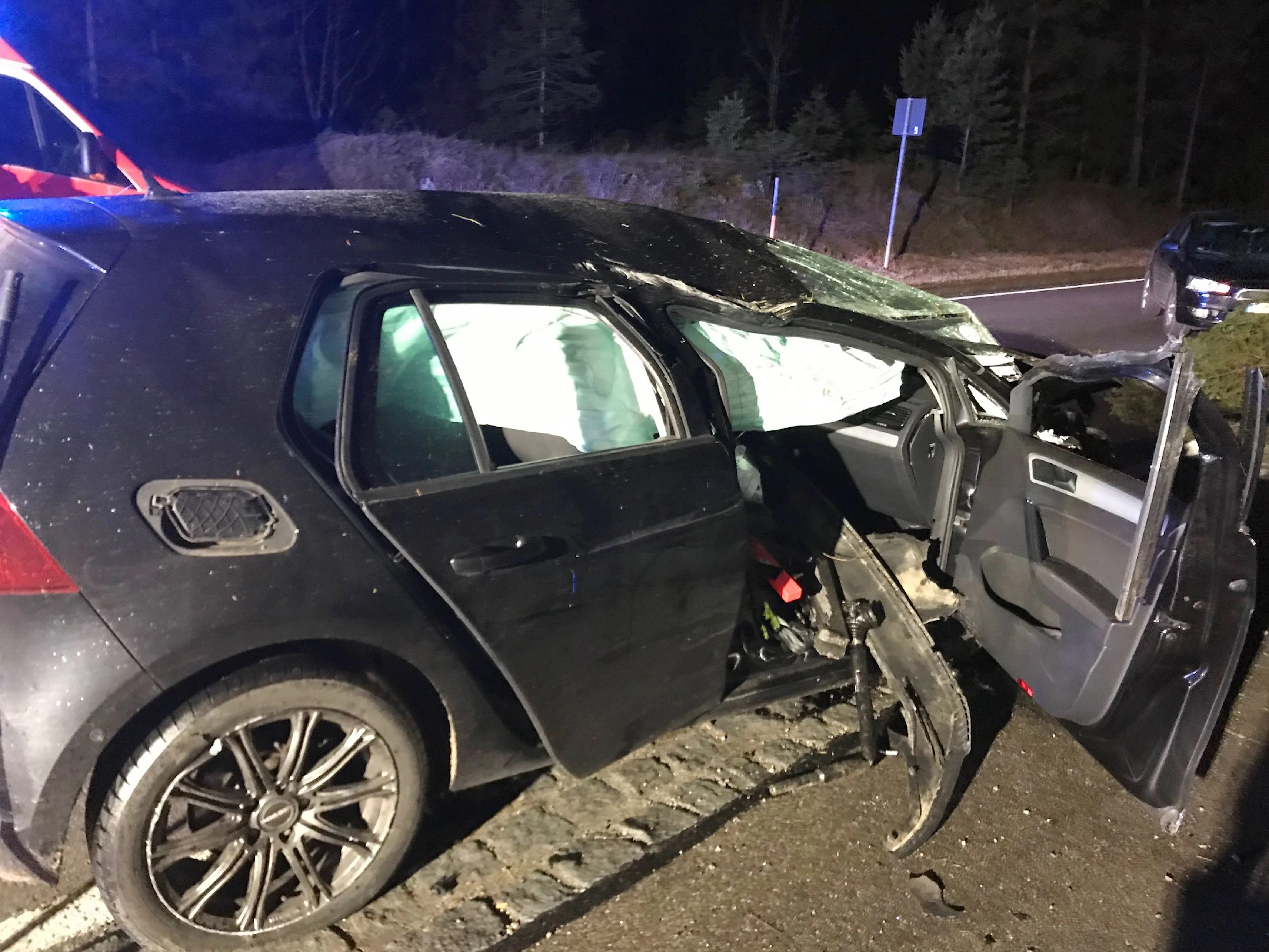 Schwerer Verkehrsunfall auf der Walchenstraße. 