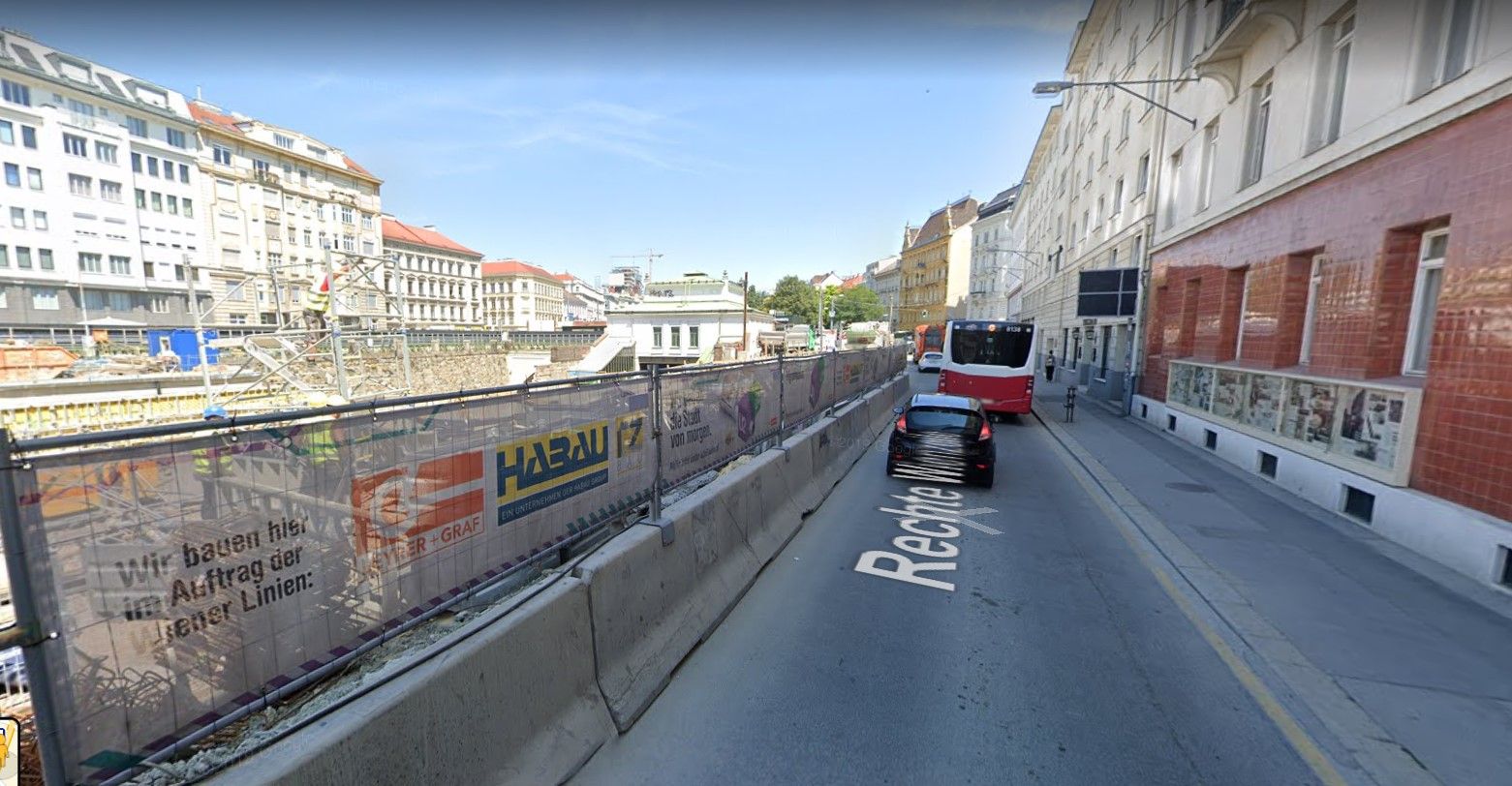 Rechte Wienzeile bei der U4-Station Pilgramgasse