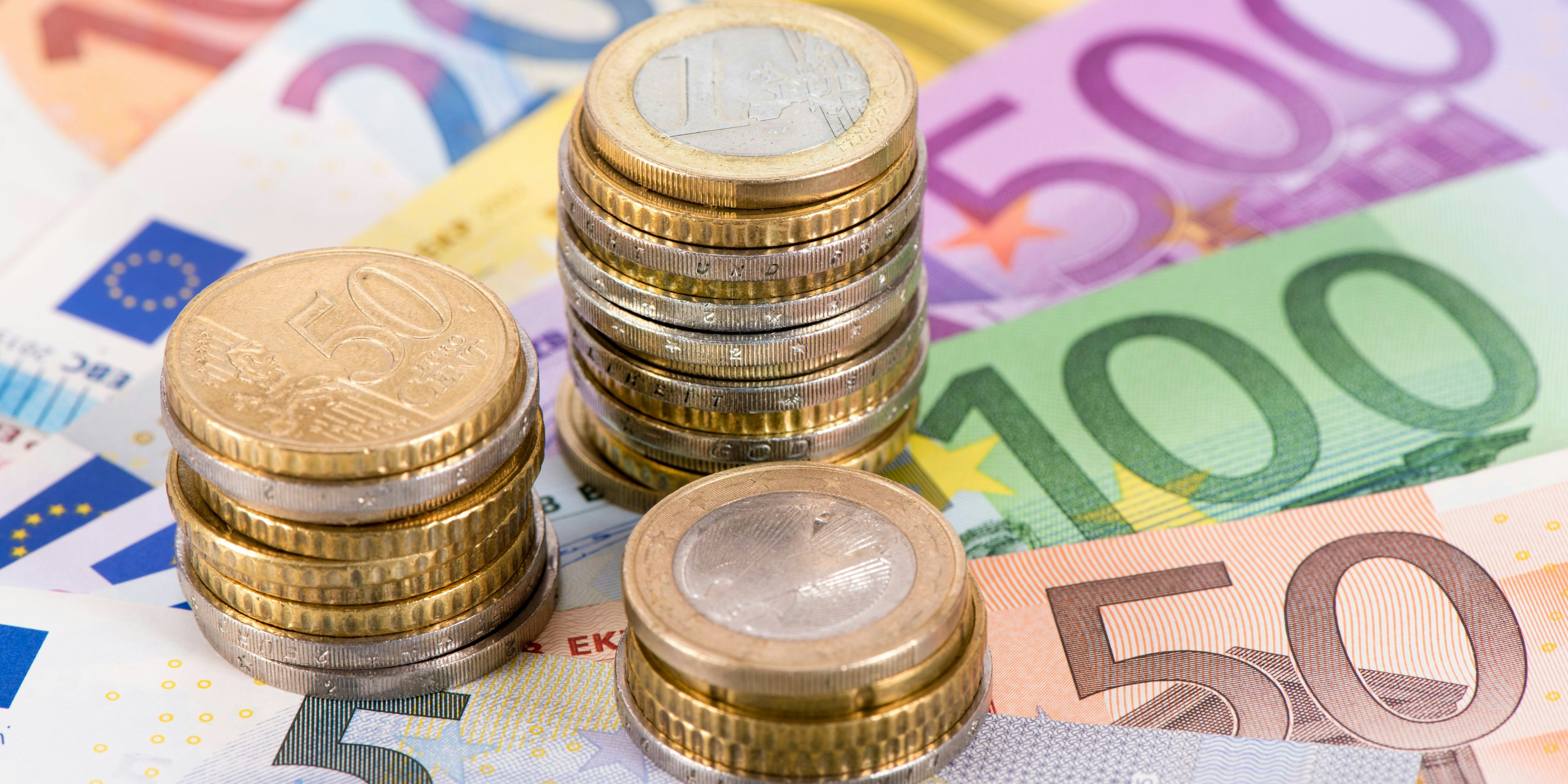 Mit einfachen Tricks lässt sich auch im Alltag viel Geld sparen.