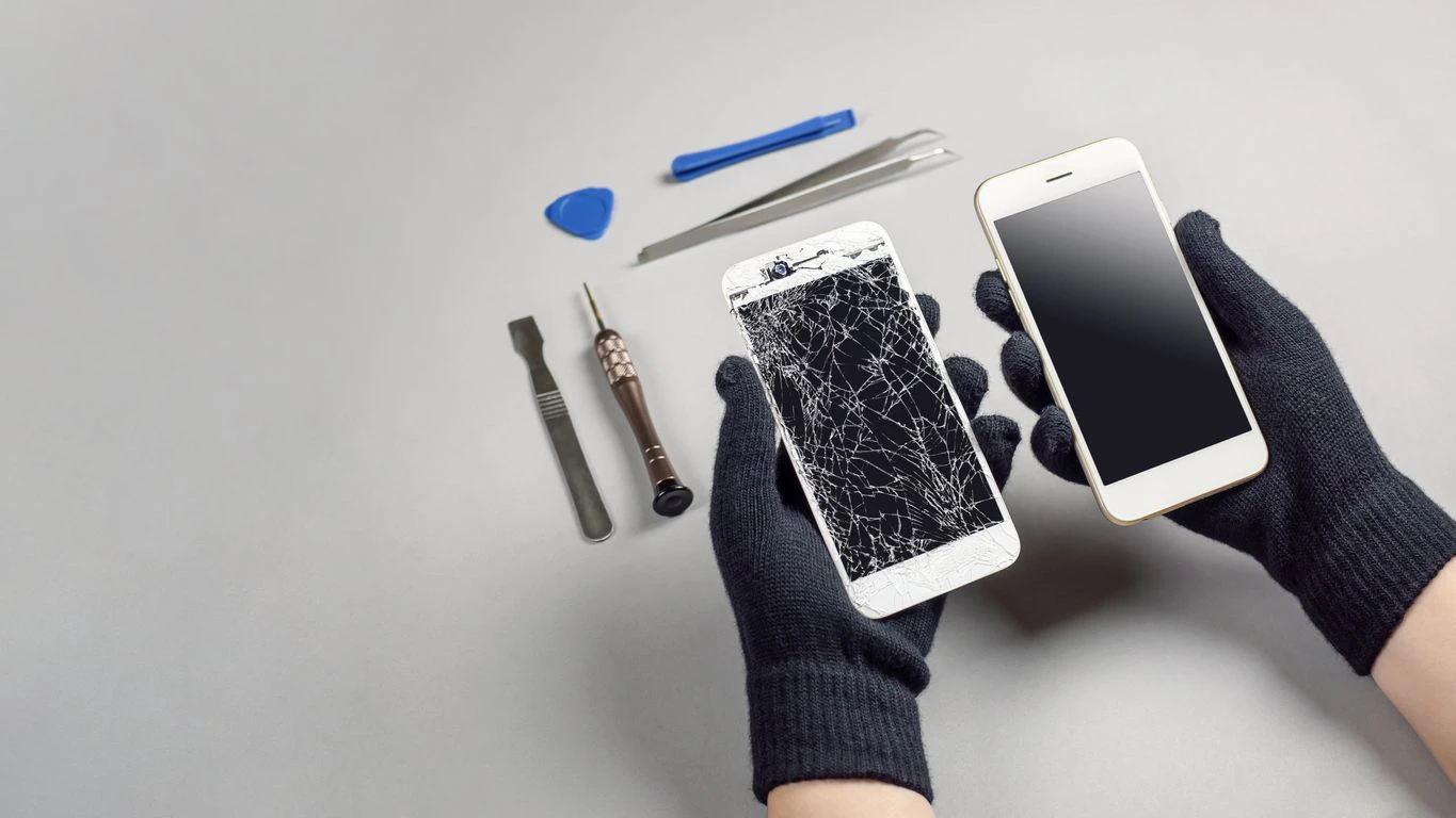 Handy-Reparatur, Symbolbild