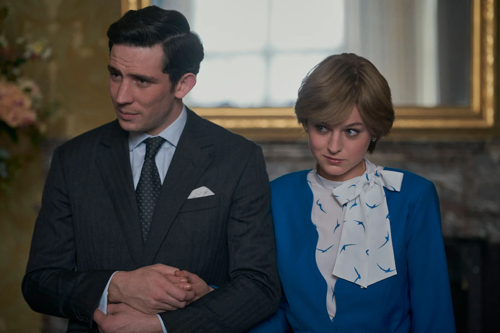 Die Beziehung von Prinz Charles (Josh O'Connor) und Diana (Emma Corrin), wie sie in der vierten 