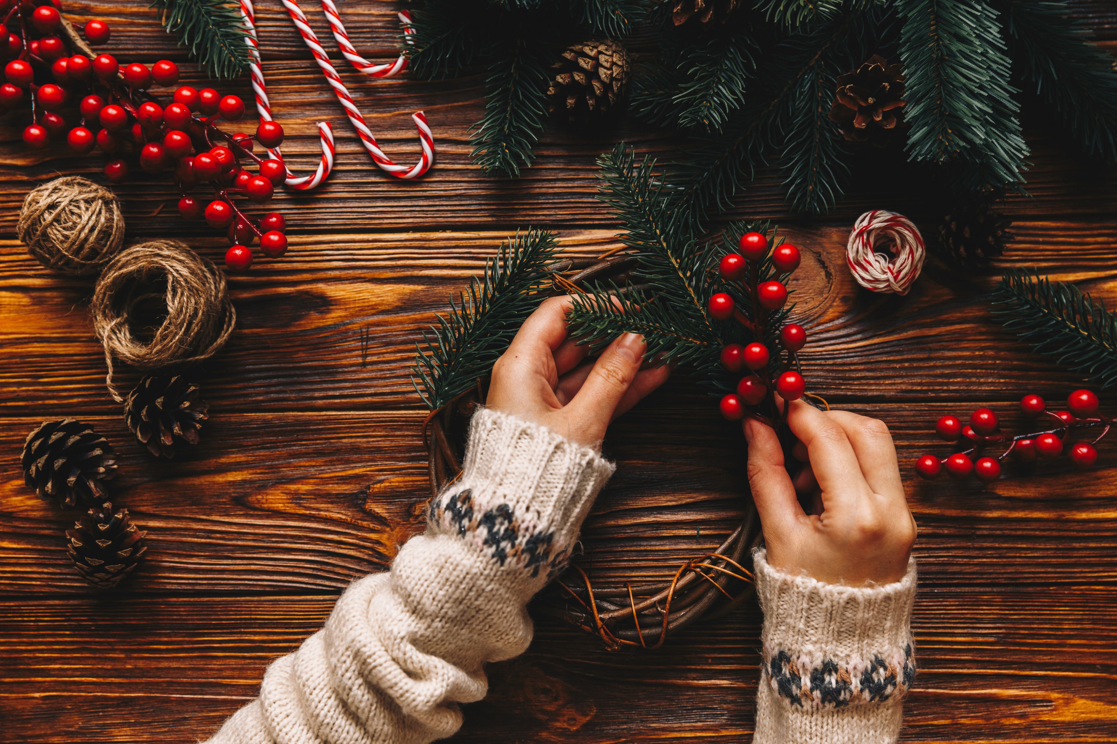 Am 29.11. ist bereits der erste Advent, also damit das erste Kerzchen auch brennen kann ist bei manchen Kreativität gefragt. 