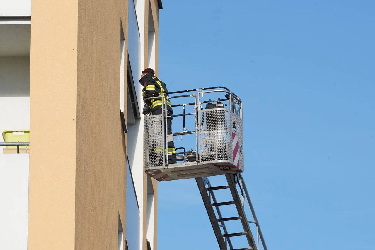 Die große Leiter kam zum Einsatz.