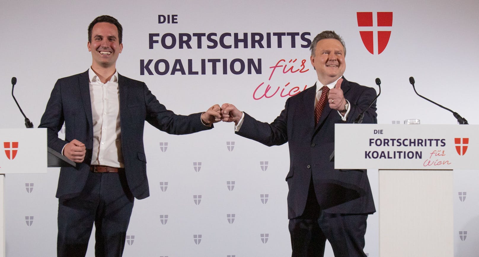 SPÖ und NEOS bilden nach der letzten Wahl zum Gemeinderat in Wien eine Koallition.
