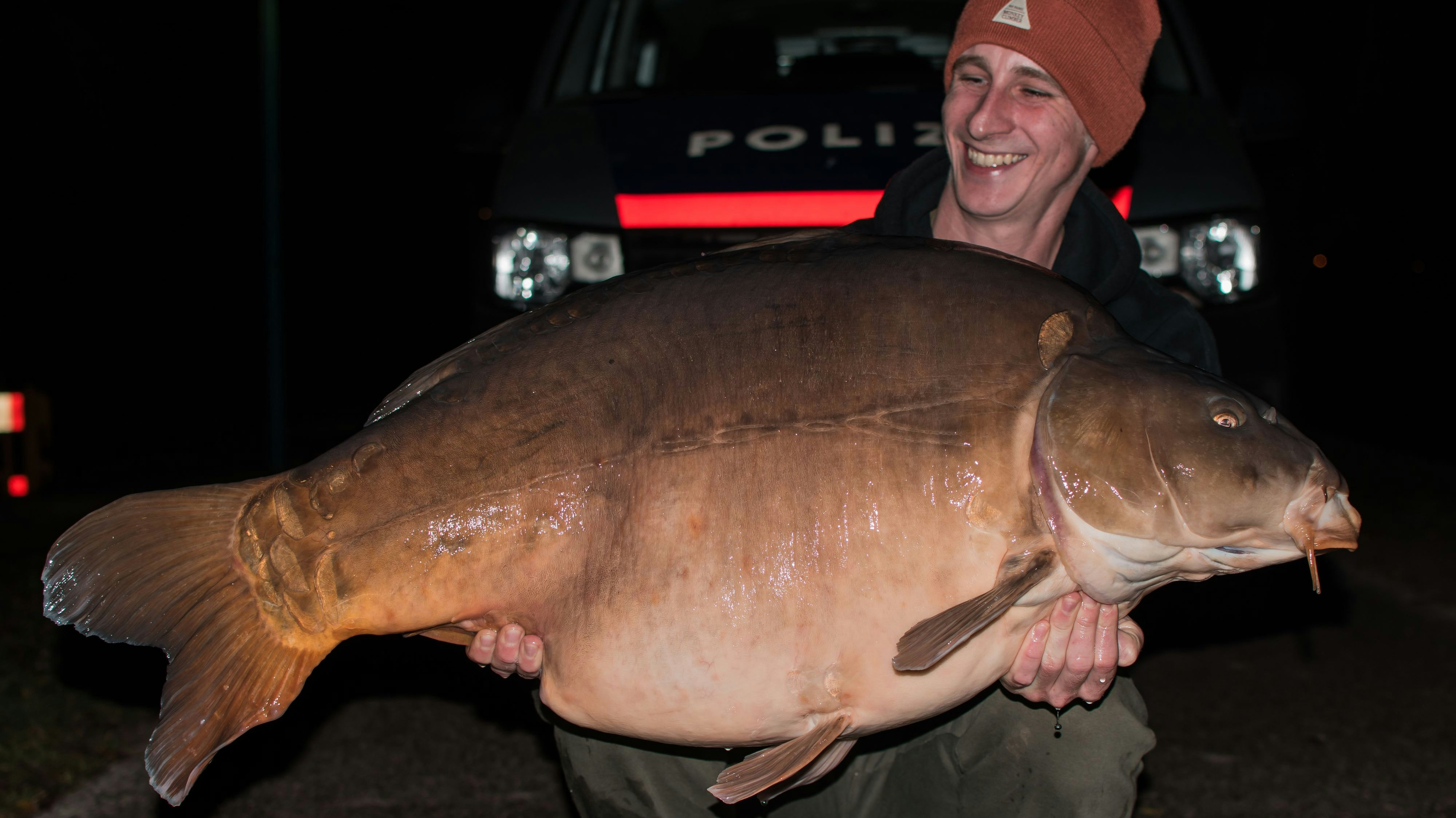 Ein Wiener konnte dieses Prachtstück bei der alten Donau an Land ziehen