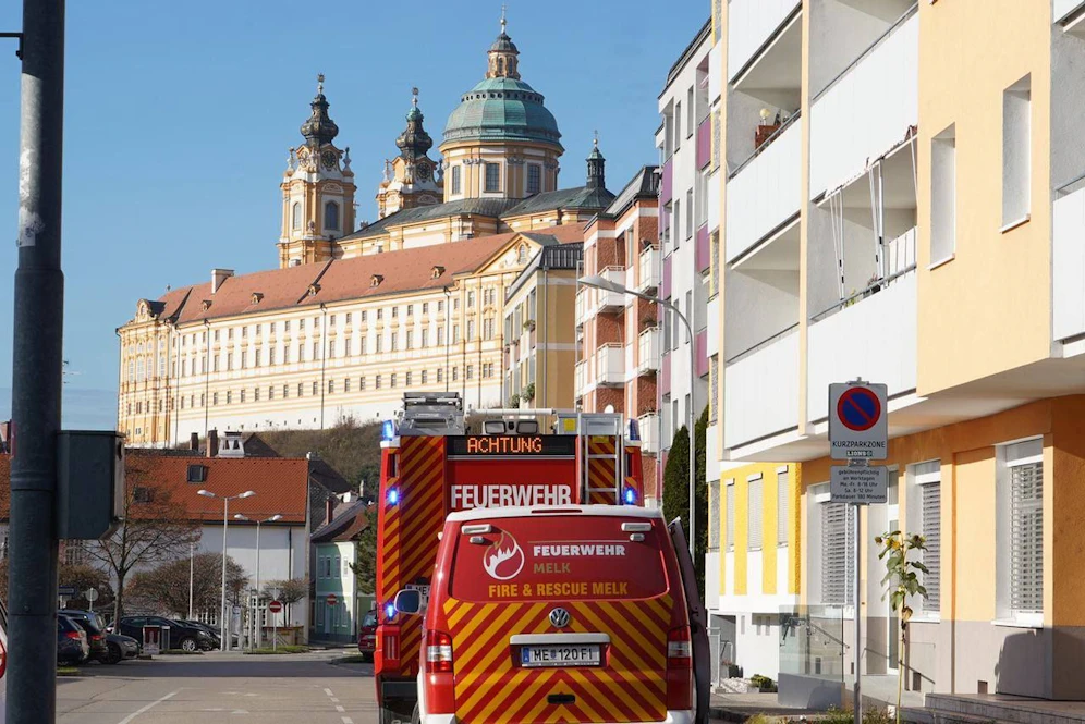 In Melk rückte die Feuerwehr zu einem Einsatz in einer Wohnung aus.