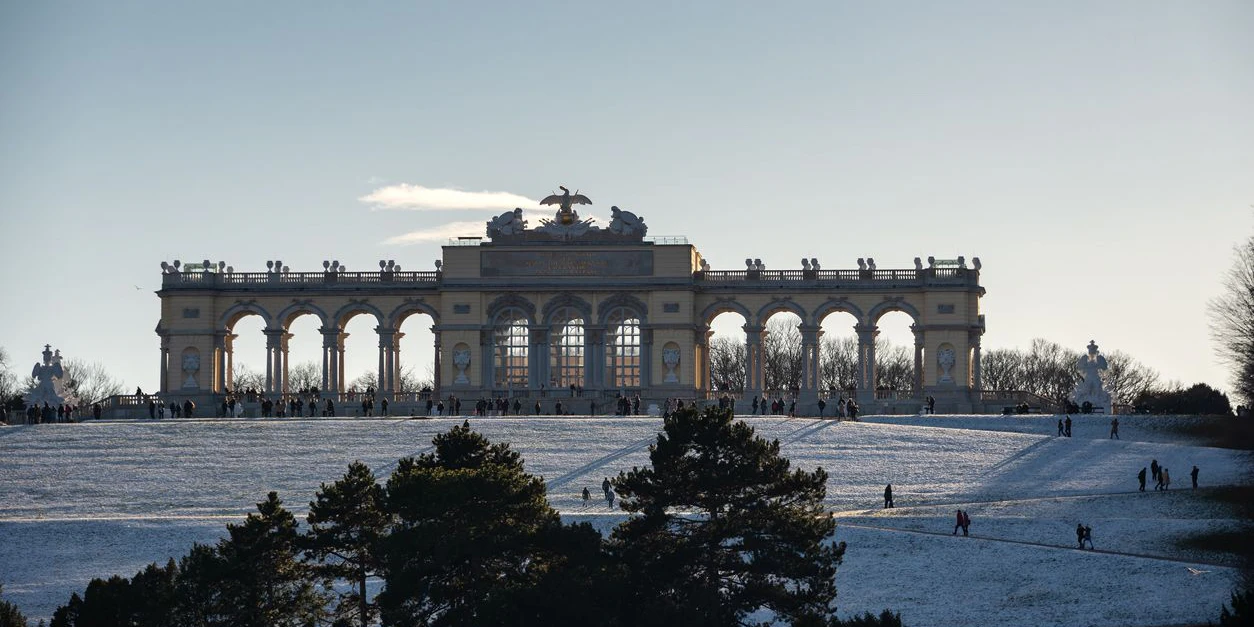 Die Gloriette wird dieses Wochenende (noch) schneefrei bleiben