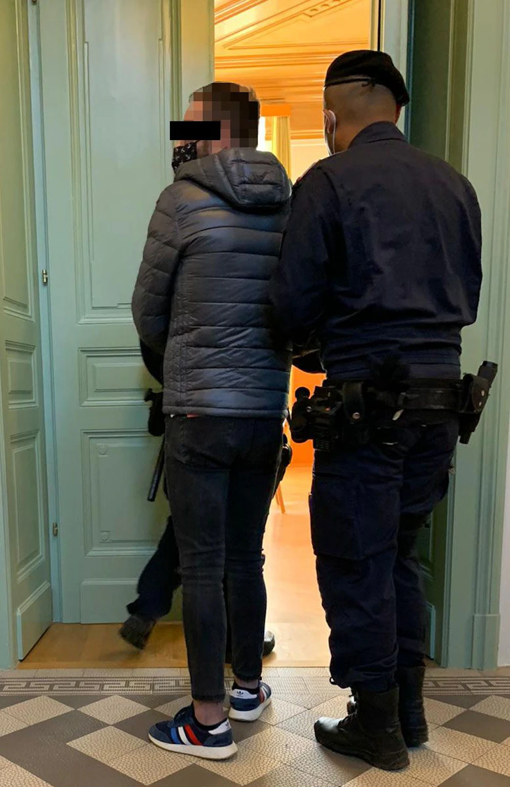 Wegen Betruges musste vierfacher Vater (37) vor Gericht