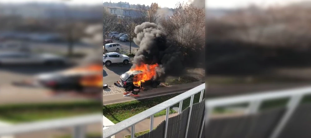 Autobrand in der Wiener Donaustadt