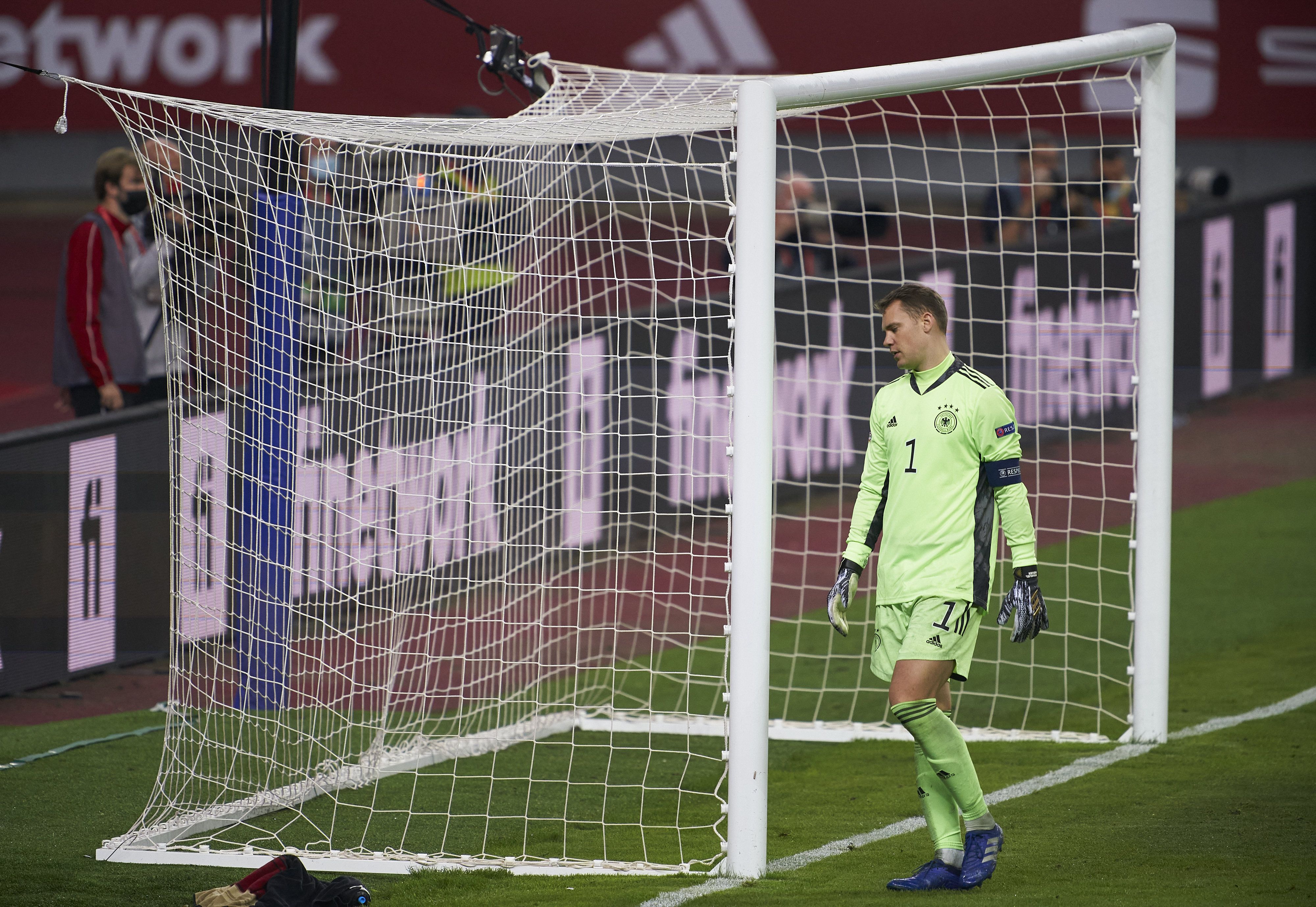 Manuel Neuer platzte in Sevilla der Kragen. 
