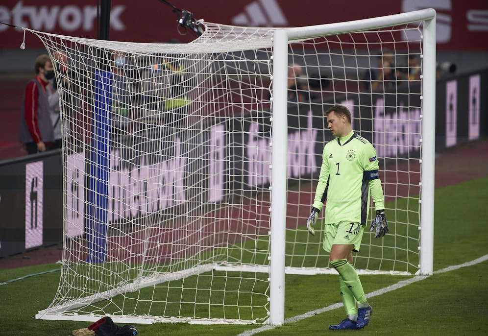 Manuel Neuer platzte in Sevilla der Kragen. 