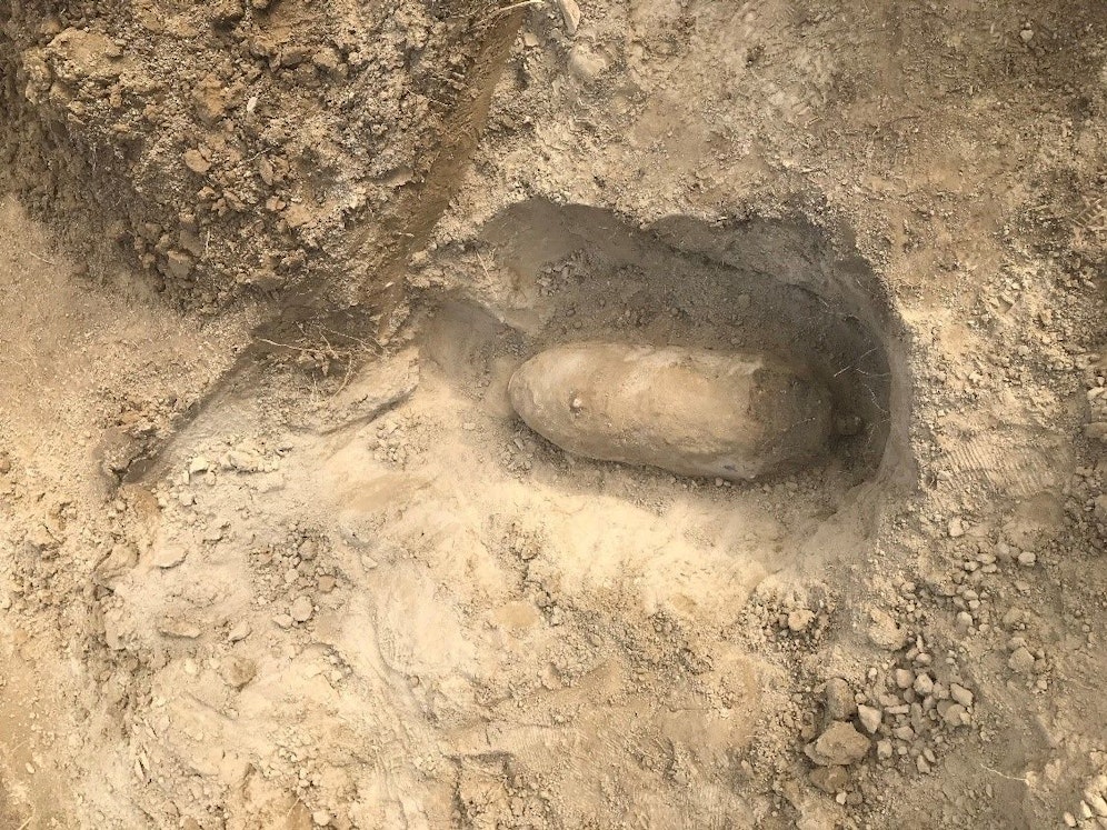 Immer wieder werden Fliegerbomben entdeckt. Hier ein Beispiel aus dem Augarten aus Wien. Auch in Wels wurde am Montag ein Kriegsrelikt entdeckt.