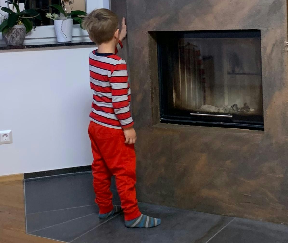 Kleiner Bub leidet seit 19 Tagen an Corona