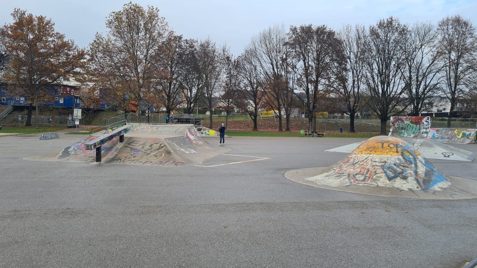 Dem Besuch eines Skaterparks steht übrigens nichts im Weg.