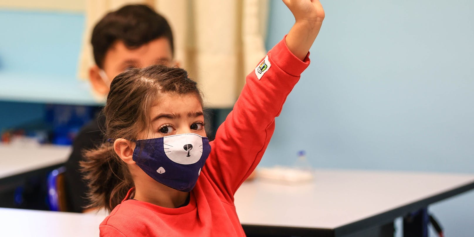 Auch Kinder ab 10 Jahren sollen eine Maske im Unterricht tragen. 