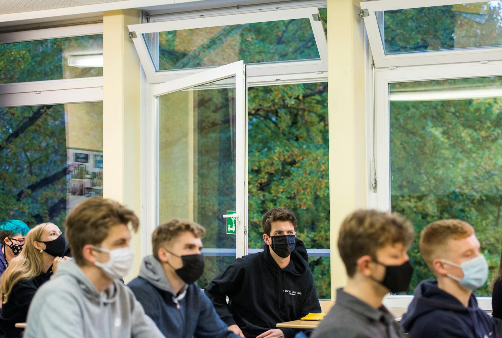 Schulen können Masken im Unterricht einführen