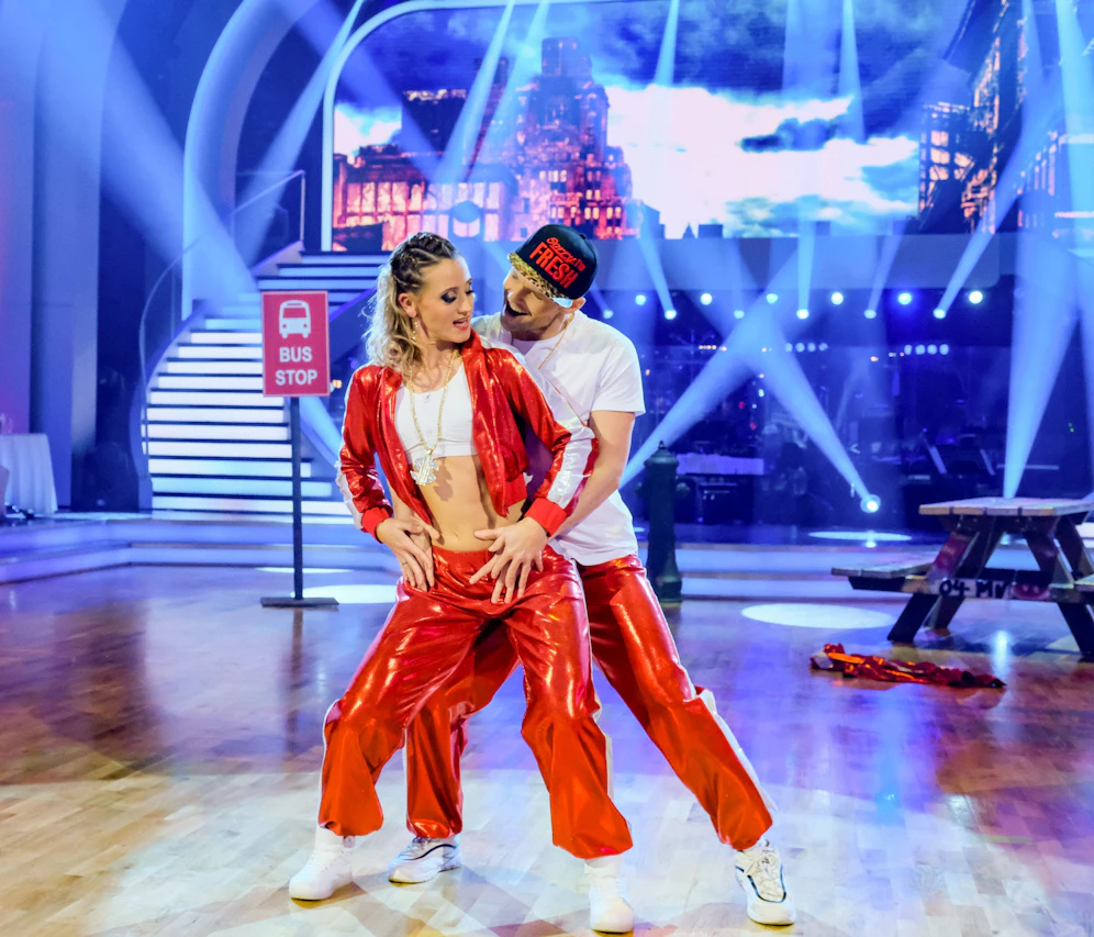 Michaela Kirchgasser mit Vadim Garbuzov