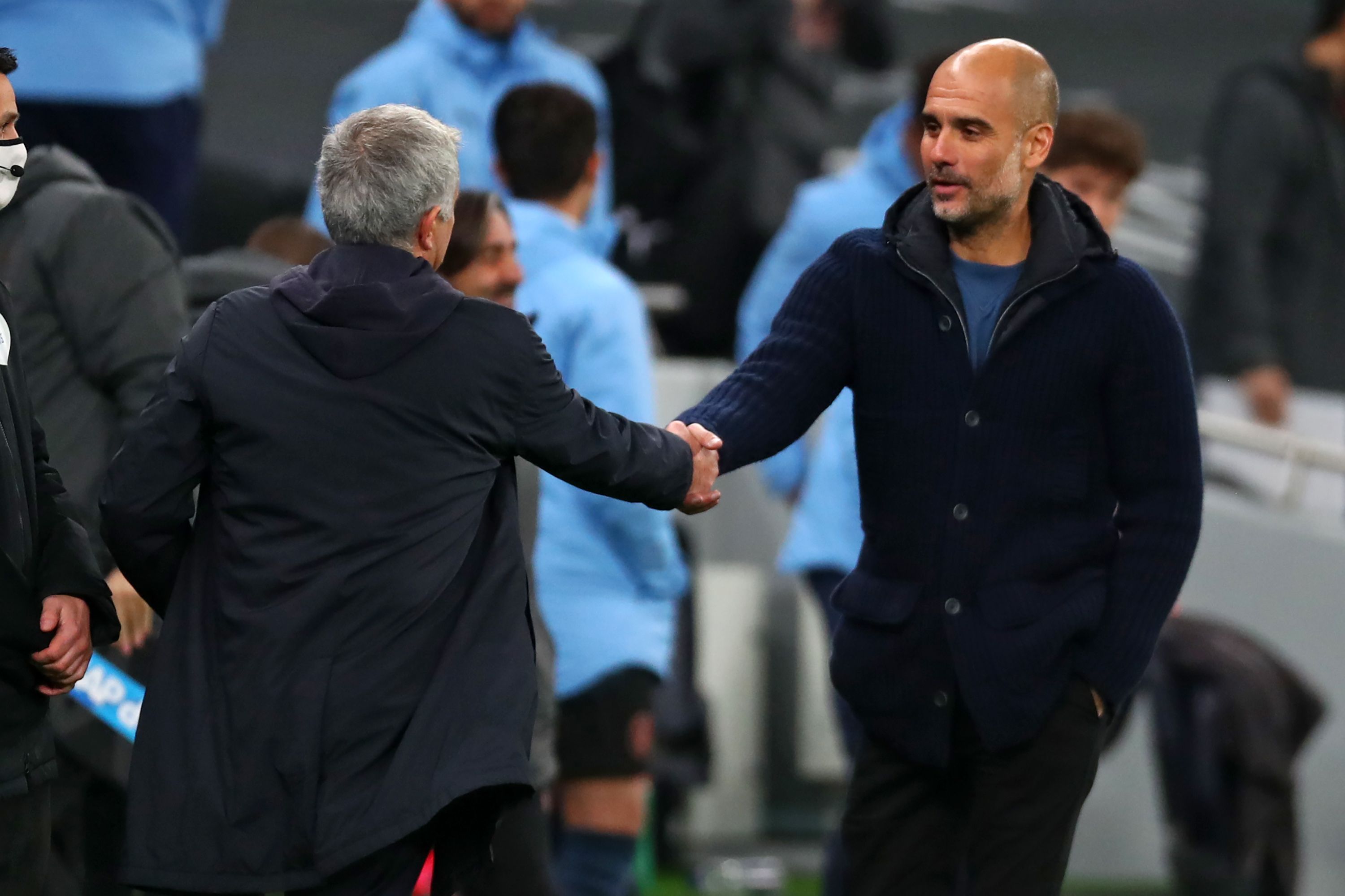 Jose Mourinho feiert einen 2:0-Sieg gegen Pep Guardiola. 