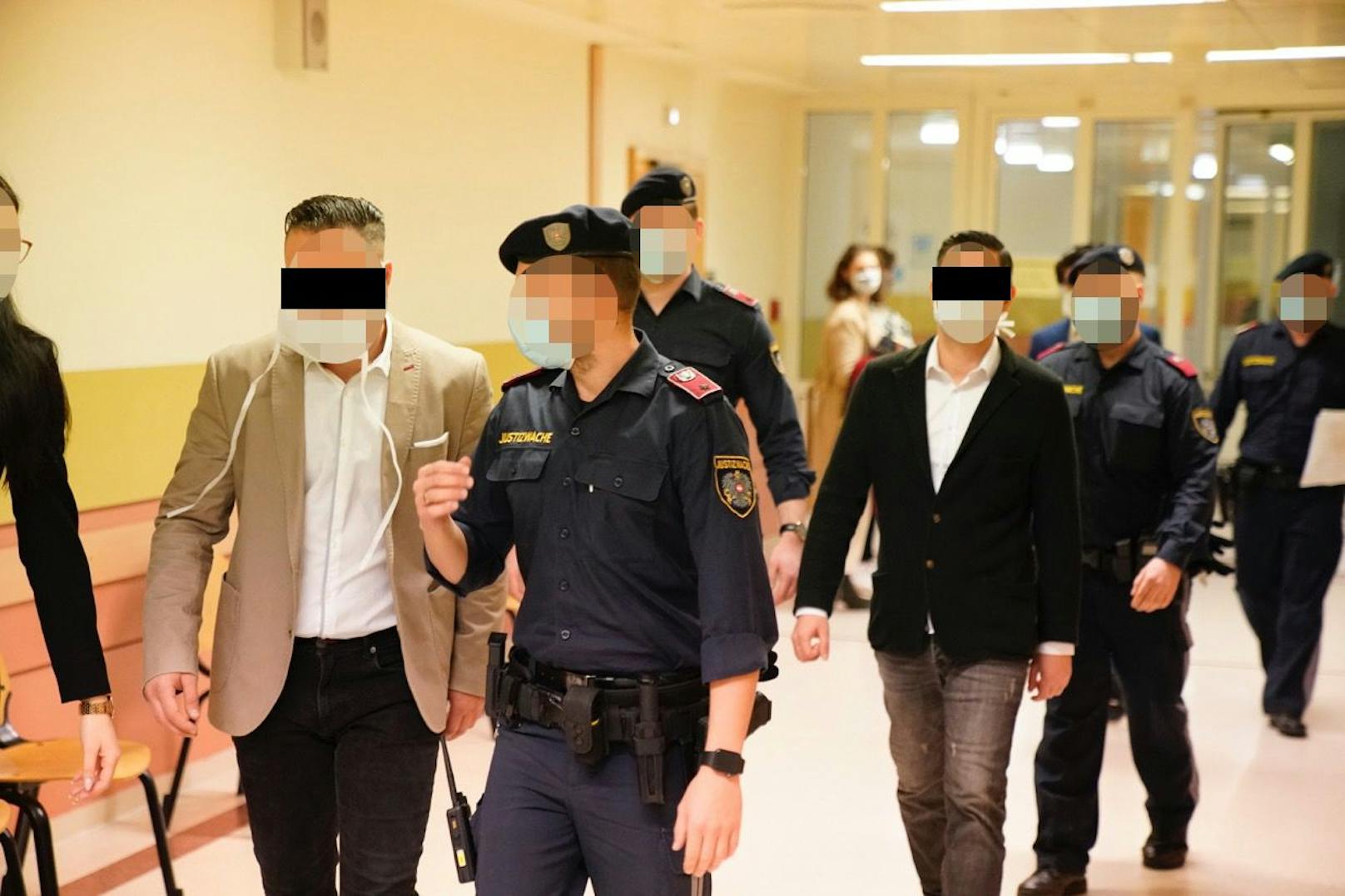 Drei Männer standen gestern in Wien wegen sexuellem Missbrauch vor Gericht.