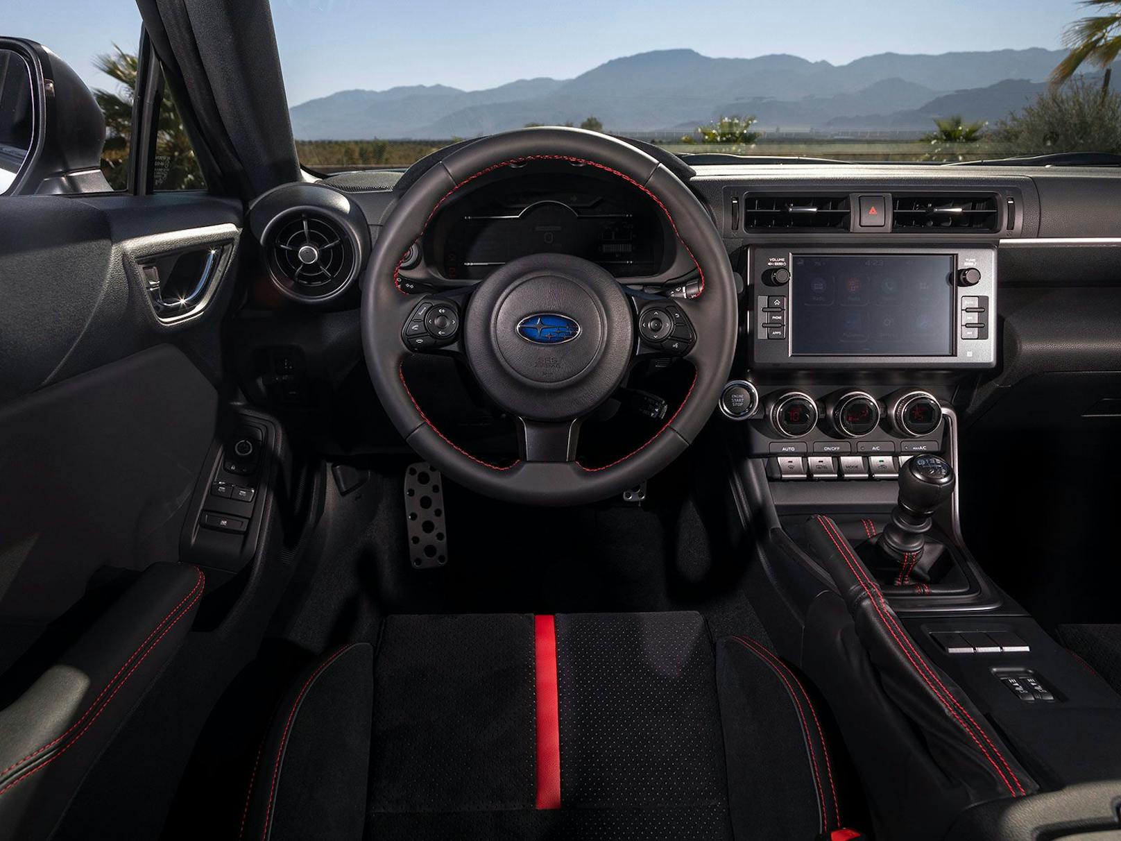 Sportlicher Touch im Cockpit des neuen Subaru BRZ