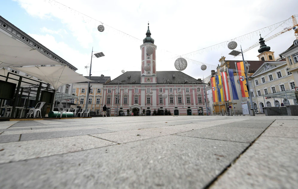 Gemeinderat beschloss: Parken in der City St. Pölten in Kurzparkzonen ist bis Jahresende kostenlos.