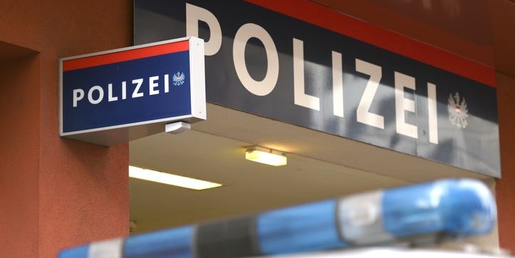 Nach einem tödlichen Verkehrsunfall am 17. November in Linz sucht die Polizei jetzt nach Zeugen. (Symbolbild).