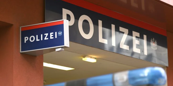 Nach einem tödlichen Verkehrsunfall am 17. November in Linz sucht die Polizei jetzt nach Zeugen. (Symbolbild).