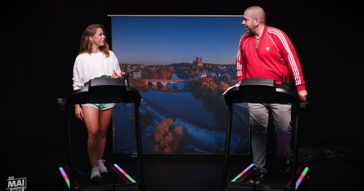 Das Interview fand auf einem Laufband statt.