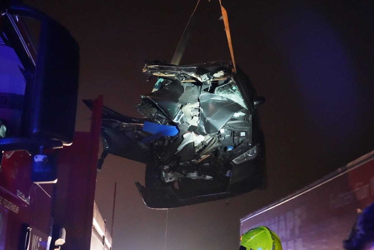 Bilder vom schweren Unfall auf der A1 in Oed.