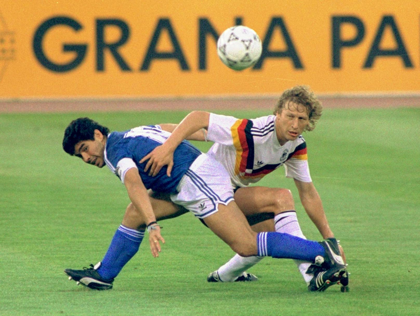 1990 verliert Maradona mit Argentinien das WM-Finale gegen Deutschland mit 0:1.