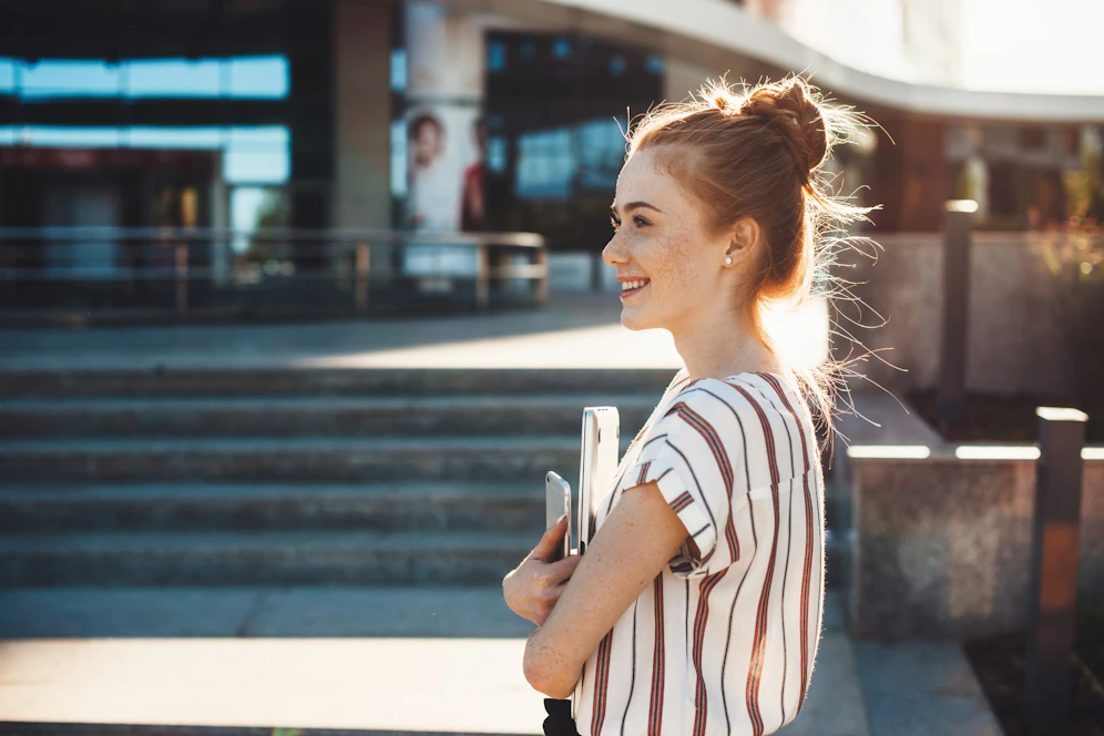 Eine neue Initiative des waff soll Frauen in die Technik bringen: Wer berufsbegleitend ein Studium in diesem Bereich beginnt, erhält eine Förderung der Stadt.