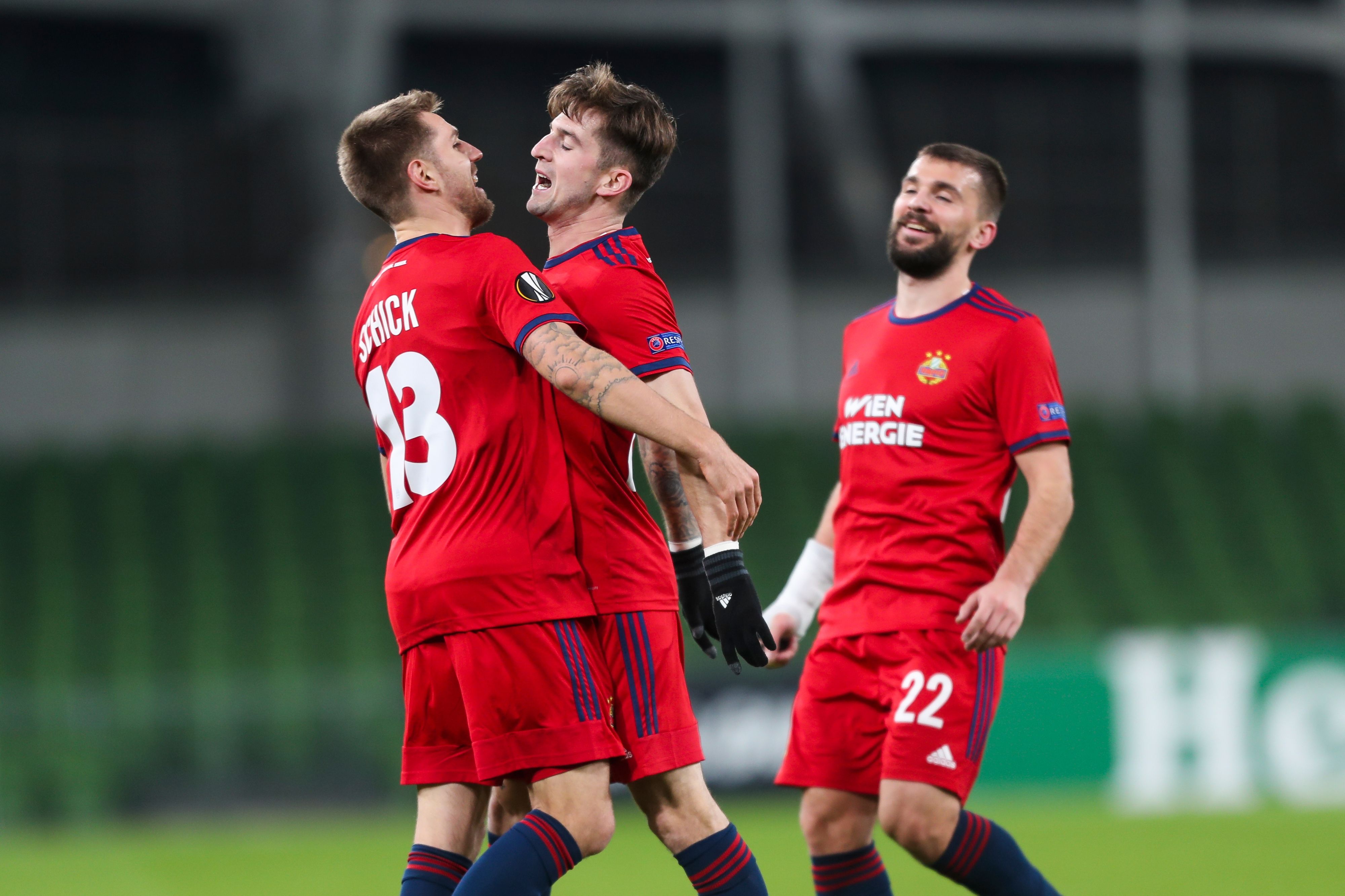 Christoph Knasmüllner jubelt über sein 1:0.