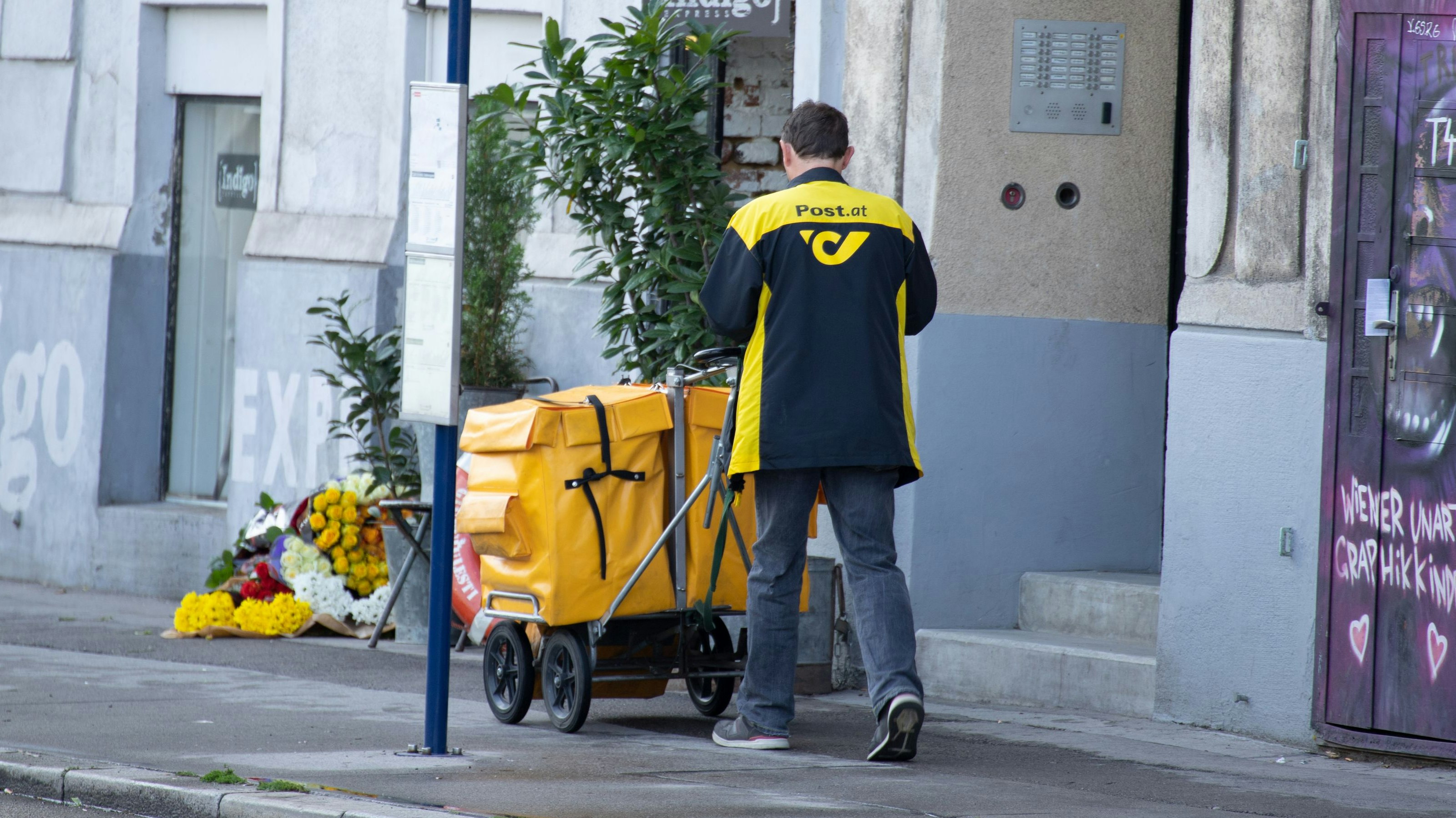 Die Post braucht mehr Personal in der Vorweihnachtszeit.