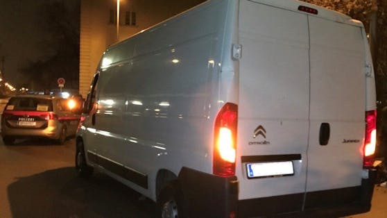 Ein Schlepperfahrzeug wurde gestoppt.