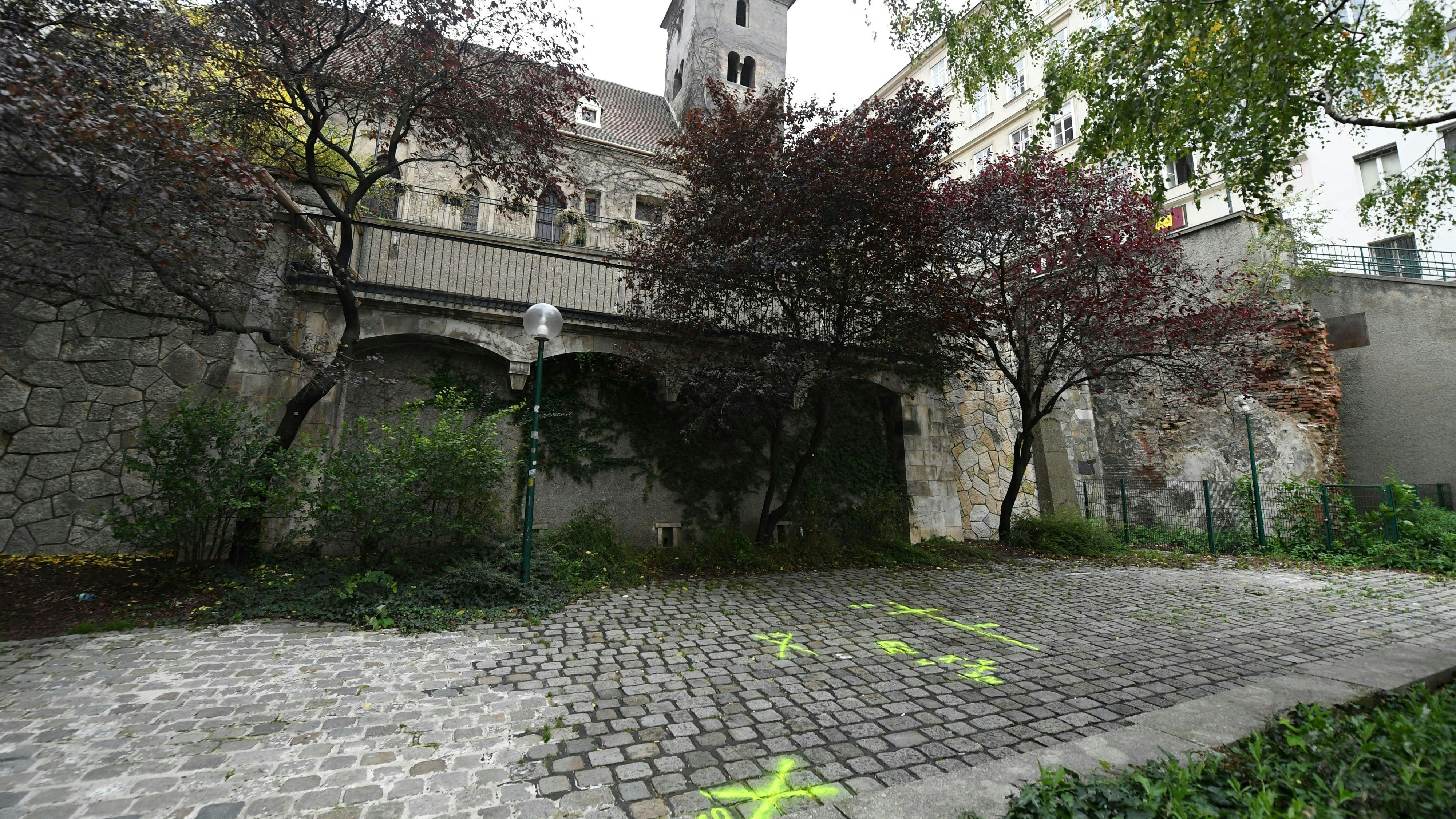 Hier bei der Ruprechtskirche wurde der Attentäter neutralisiert.