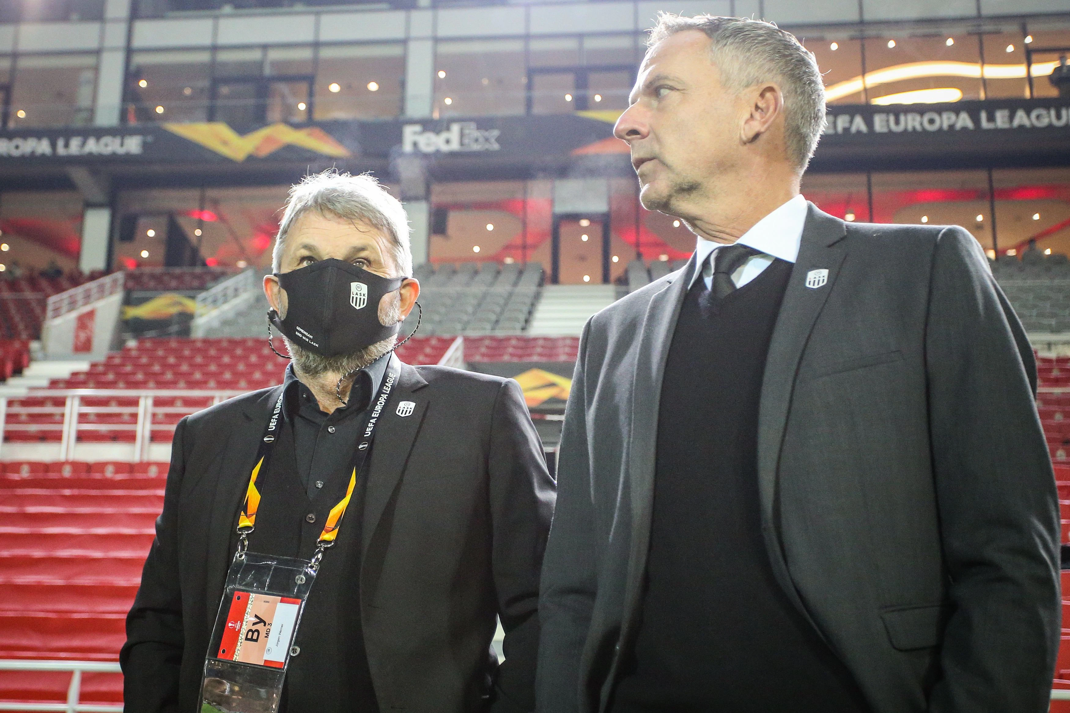 LASK-Vizepräsident Jürgen Werner und Coach Dominik Thalhammer. 