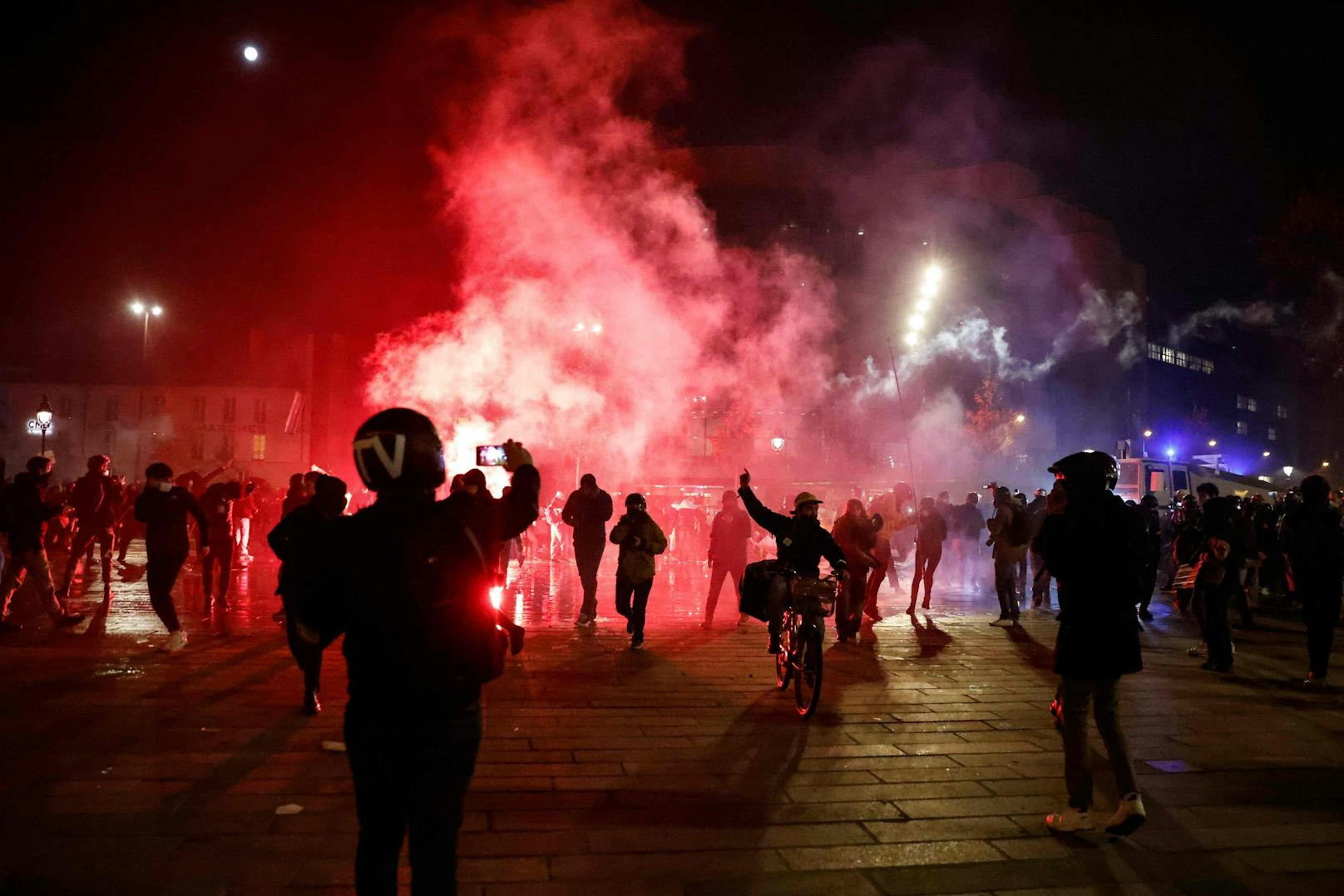 Heftige Proteste in Paris