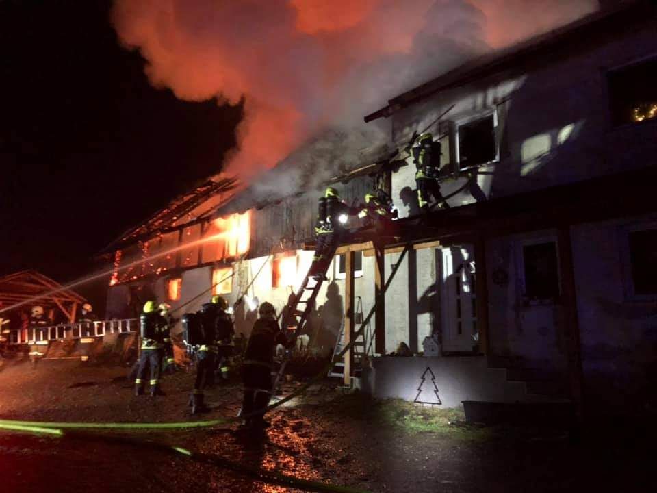 Bilder vom Brand in Wolfsgraben.