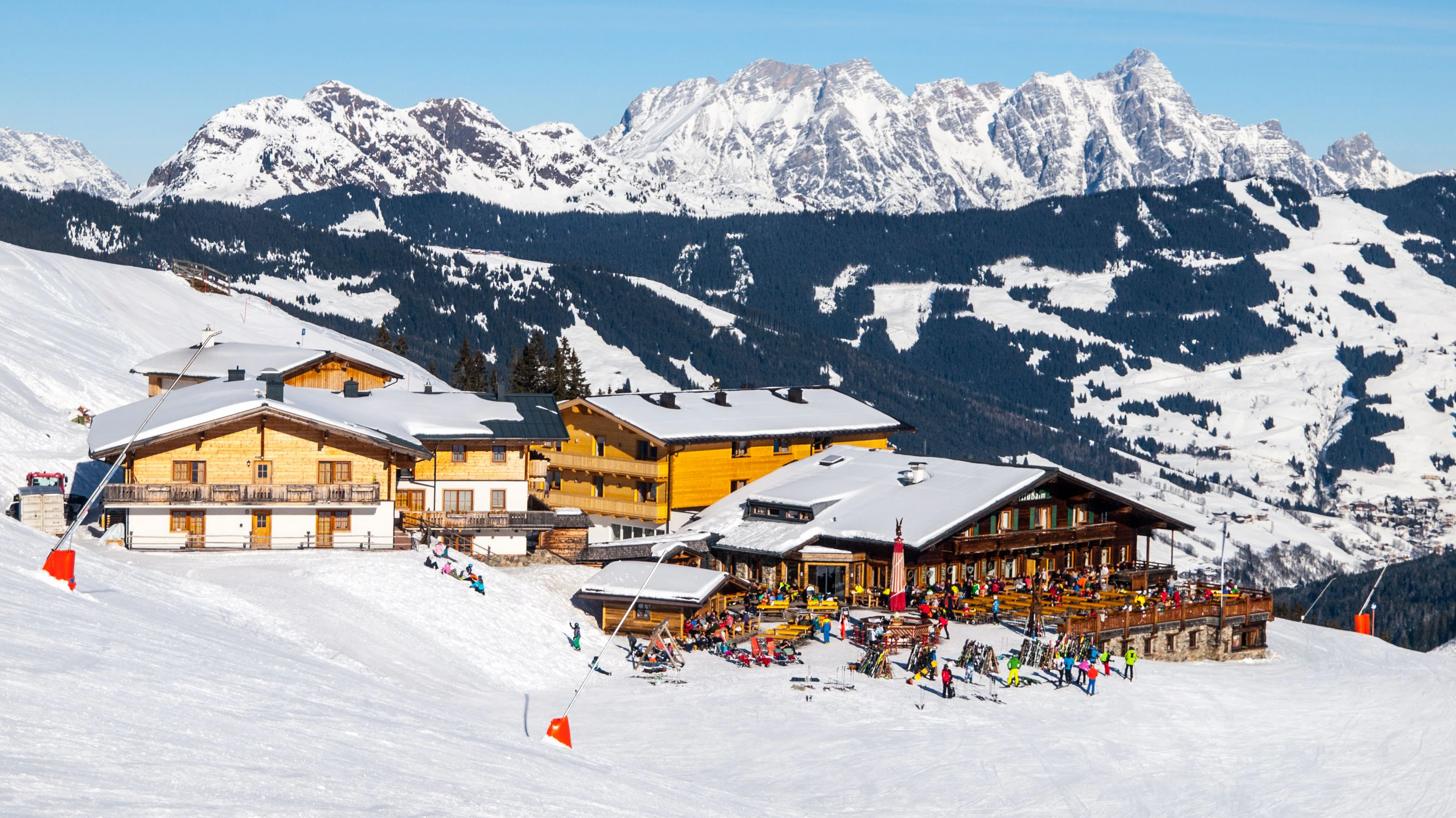 Noch ist unklar, wann die Skigebiete in Österreich öffnen.