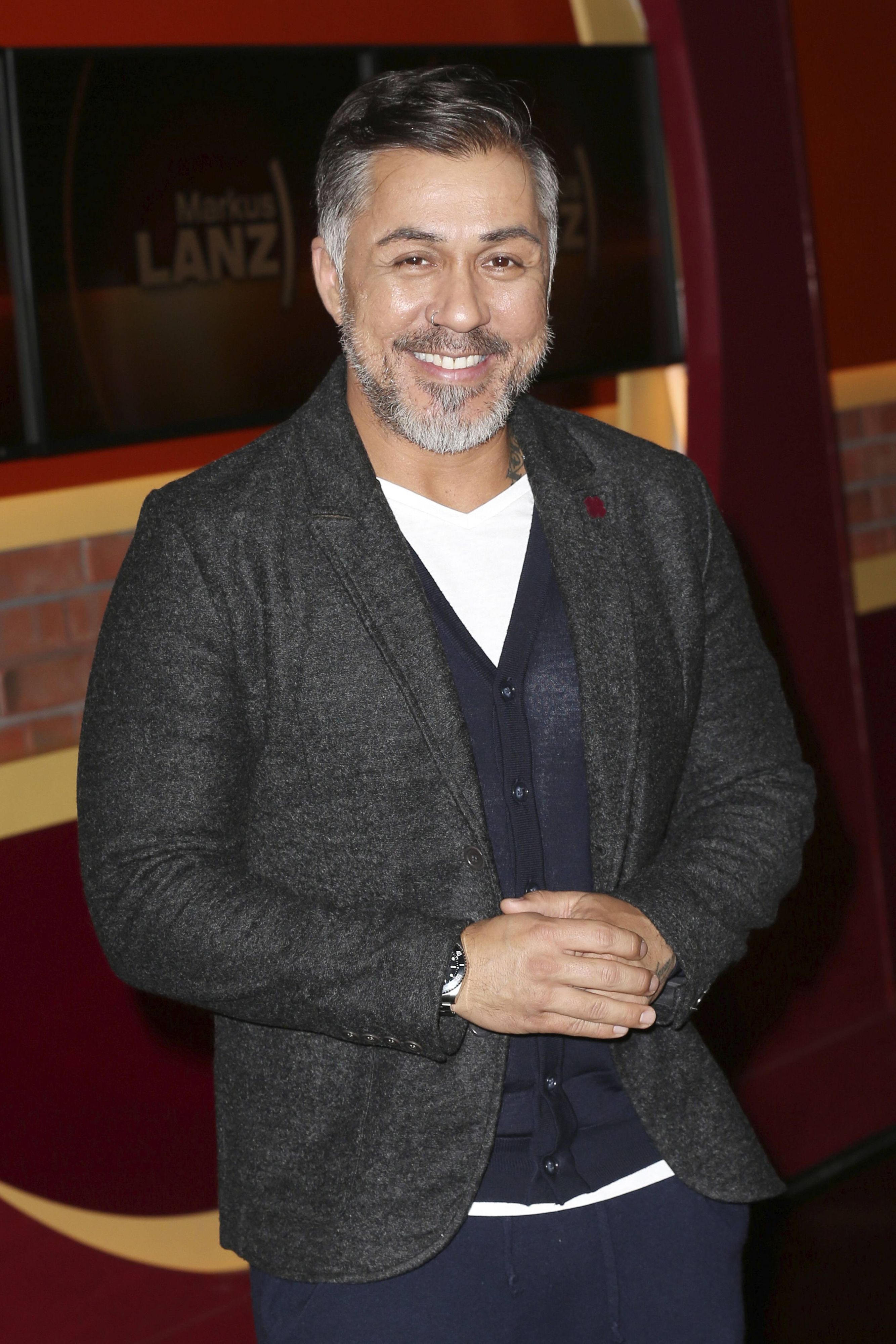 Ex-DSDS-Finalist <strong>Mike Leon Grosch</strong> meldet sich mit einer musikalischen Parodie auf Michael Wendler zurück.<br>