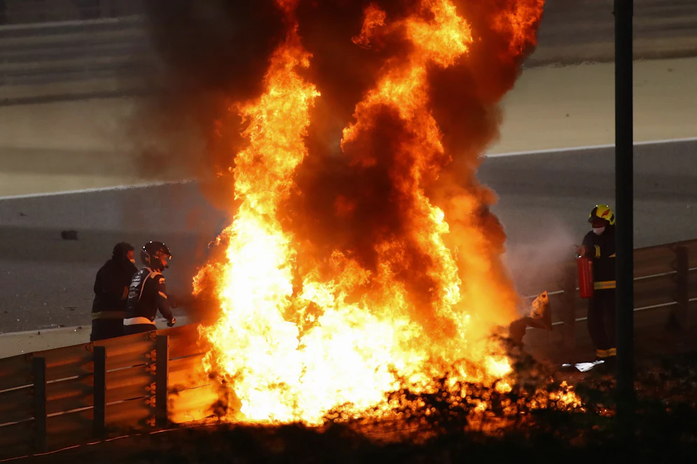 In diesem Feuerball war Romain Grosjean gefangen.